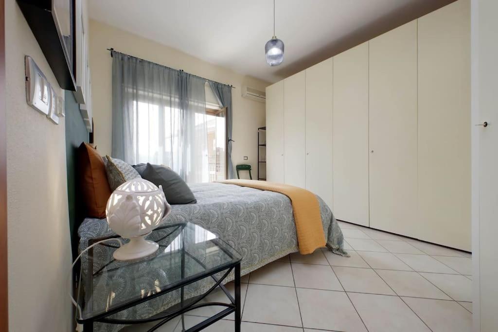 Relax Rome With 2 Balconies - 2 Bedroom Flat, 3Rd Floor With Lift, High Comfort, Quite, A Walk From Urban Train Station Gemelli And Metro A Stops Battistini & Cornelia Connecting To Center In 20 Minutes, 2 Steps From Bus Stop, Cycle Path, Groceries Eksteriør bilde