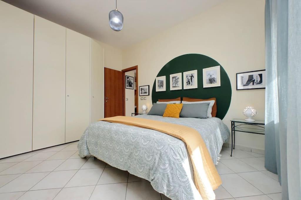Relax Rome With 2 Balconies - 2 Bedroom Flat, 3Rd Floor With Lift, High Comfort, Quite, A Walk From Urban Train Station Gemelli And Metro A Stops Battistini & Cornelia Connecting To Center In 20 Minutes, 2 Steps From Bus Stop, Cycle Path, Groceries Eksteriør bilde